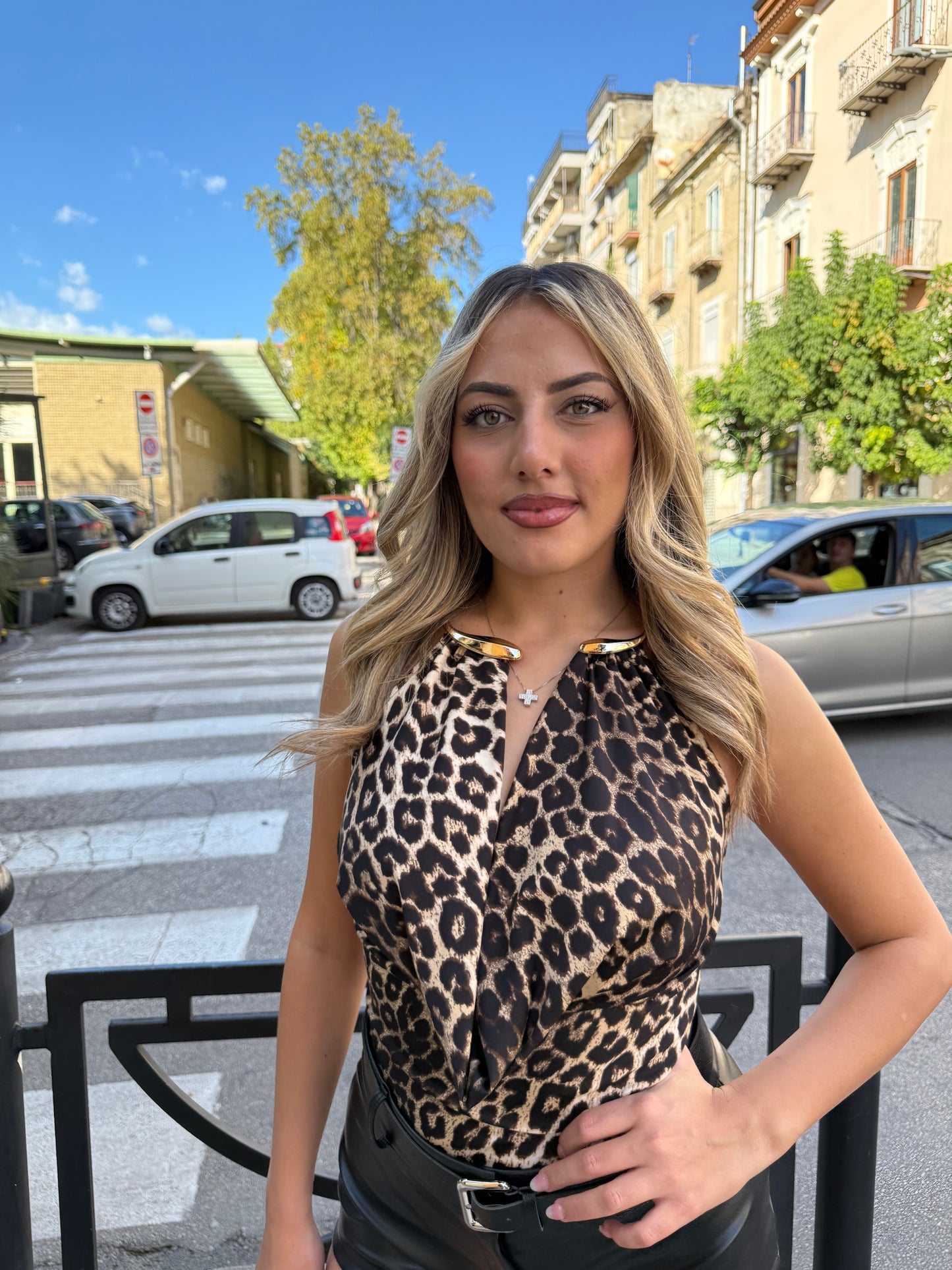 Body Gold Leo