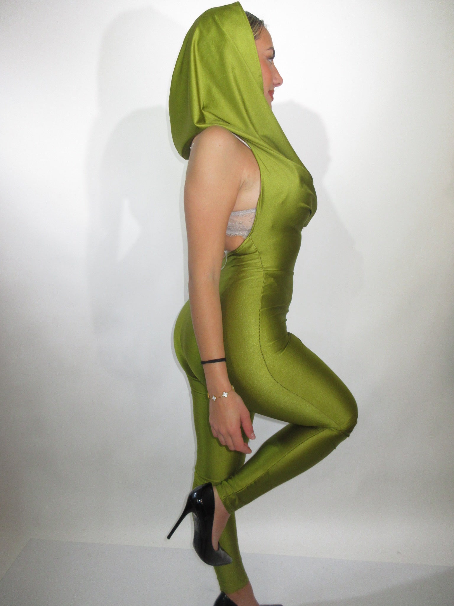 Tutina Ava con cappuccio verde