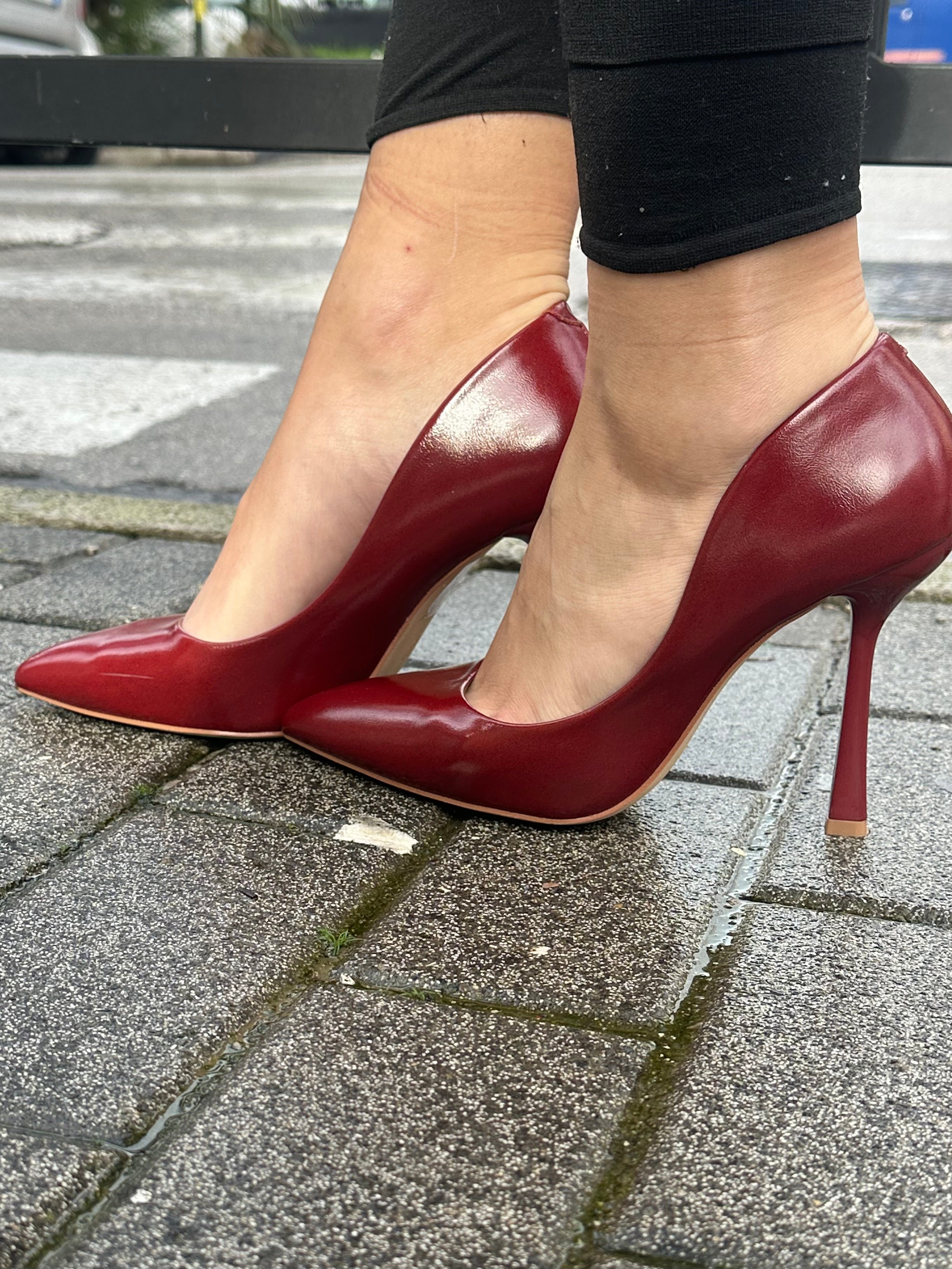 Decoltè Bordeaux Opaco